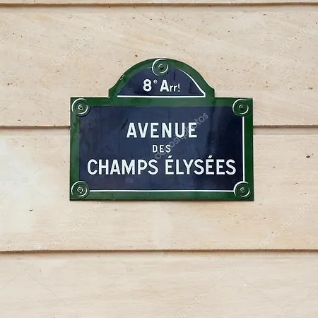 Champs-elysees *